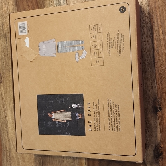 Rae Dunn Loungewear Set - Picture 5 of 5